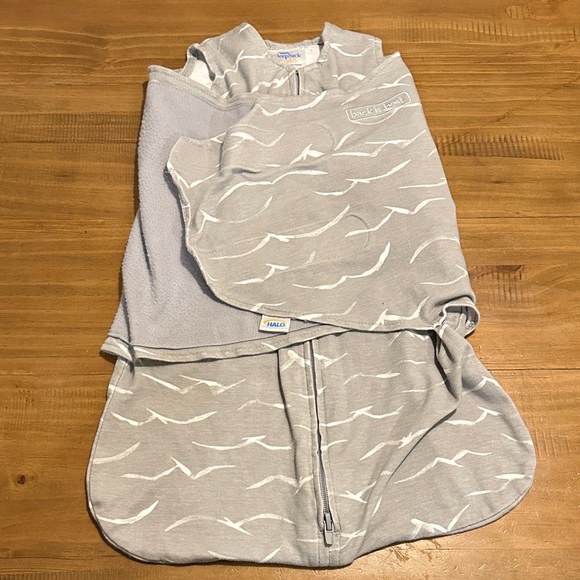 Halo Animal Print and Wave Kids Sleep Sacks - White and Gray (2 Pack) - Picture 2 of 15